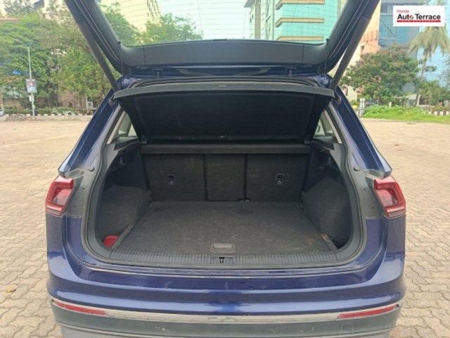 Second-hand 2017 Volkswagen Tiguan 2.0 TDI Highline for sale in Mumbai-20