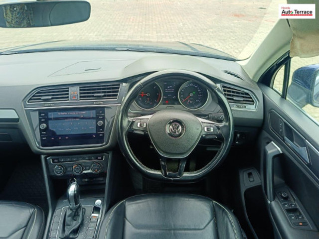 Second-hand 2017 Volkswagen Tiguan 2.0 TDI Highline for sale in Mumbai-9