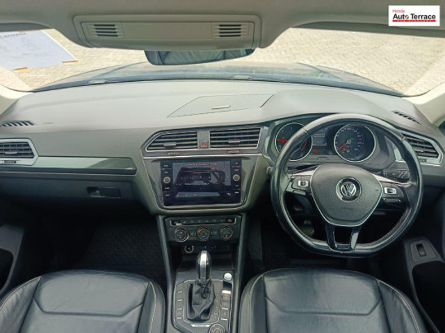 Second-hand 2017 Volkswagen Tiguan 2.0 TDI Highline for sale in Mumbai-8