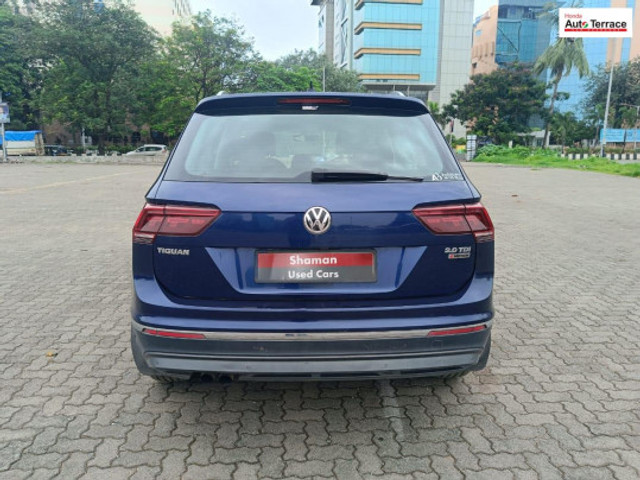 Second-hand 2017 Volkswagen Tiguan 2.0 TDI Highline for sale in Mumbai-3
