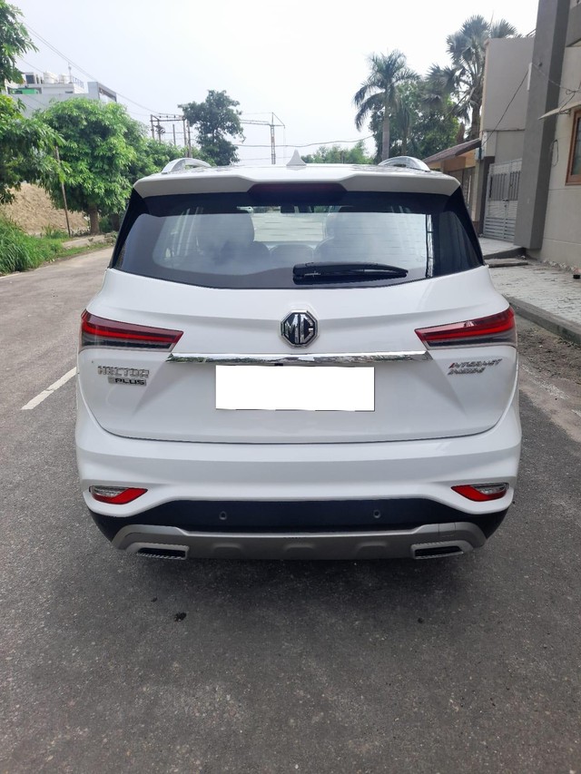 MG Hector Plus Sharp Pro Second-hand 2022 MG Hector Plus Sharp Pro for sale in Ludhiana-2