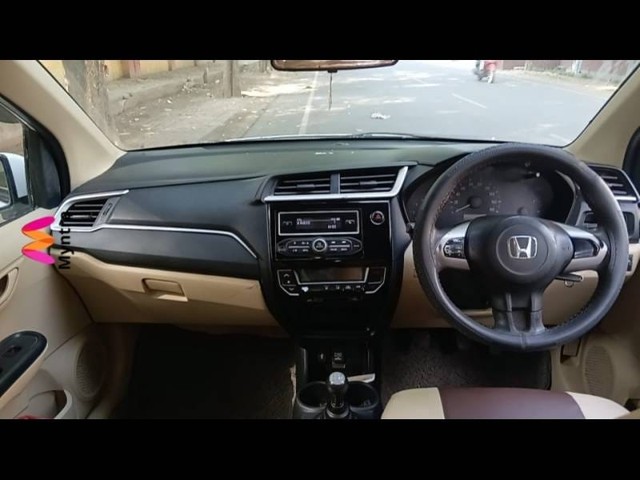 Second-hand 2017 Honda Amaze S i-DTEC for sale in Kanpur-8