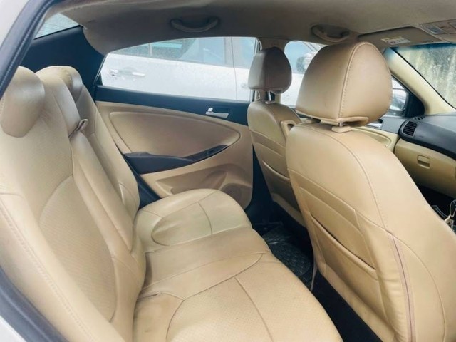 Second-hand 2015 Hyundai Verna 1.4 CRDi for sale in Kanpur-5