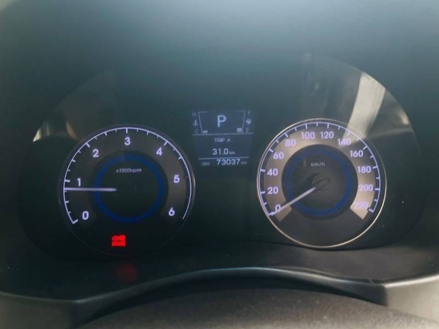 Second-hand 2015 Hyundai Verna 1.4 CRDi for sale in Kanpur-6