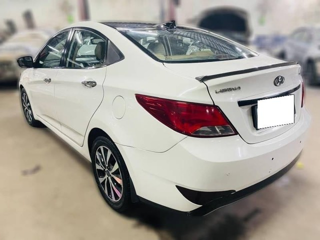 Second-hand 2015 Hyundai Verna 1.4 CRDi for sale in Kanpur-3