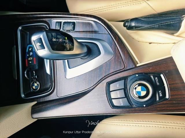 Second-hand 2015 BMW 3 Series 320d Luxury Line for sale in Kanpur-5