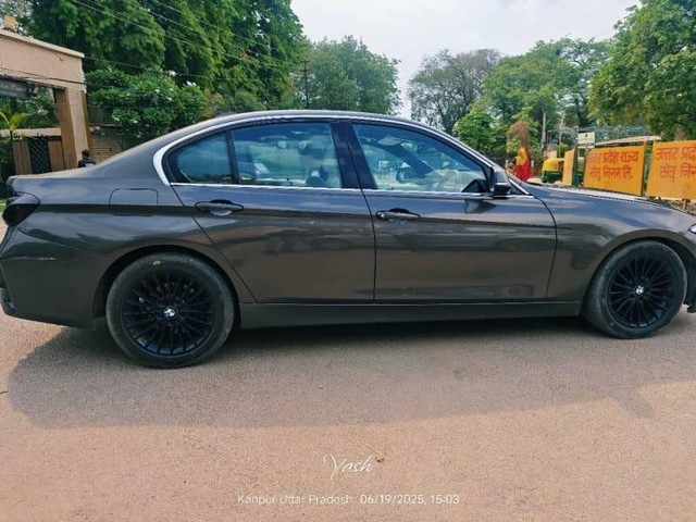 Second-hand 2015 BMW 3 Series 320d Luxury Line for sale in Kanpur-3