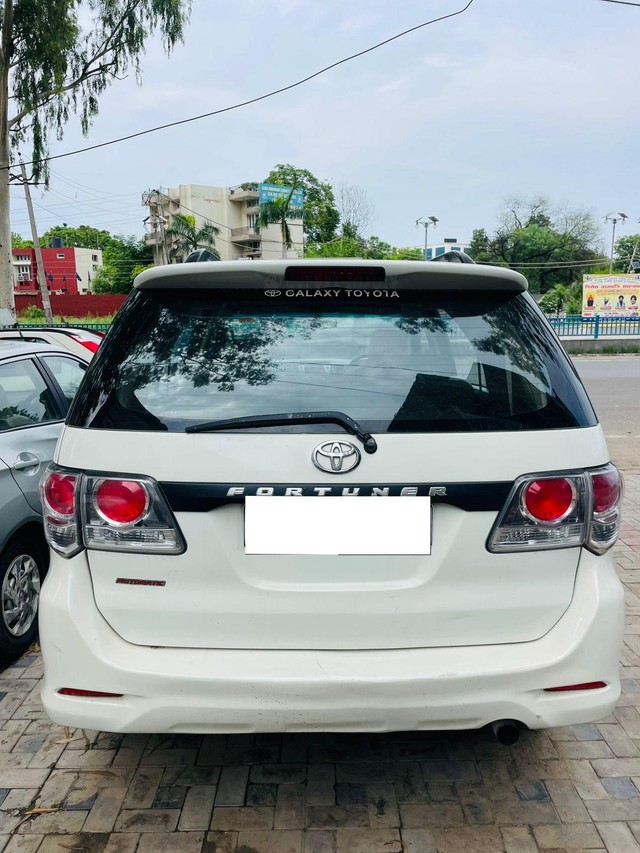 Second-hand 2014 Toyota Fortuner 4x2 AT for sale in Fatehgarh Sahib-1