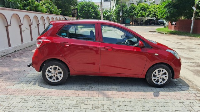 Hyundai Grand i10 Magna Second-hand 2017 Hyundai Grand i10 Magna for sale in Faridabad-1