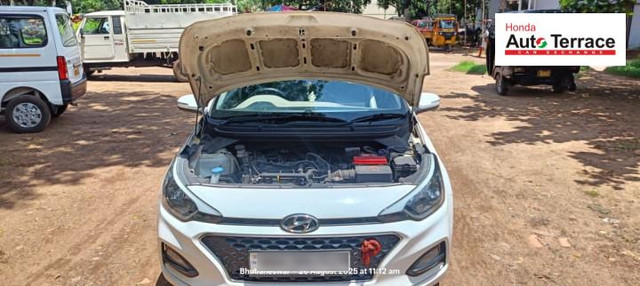Second-hand 2019 Hyundai i20 Sportz Plus for sale in Bhubaneswar-3
