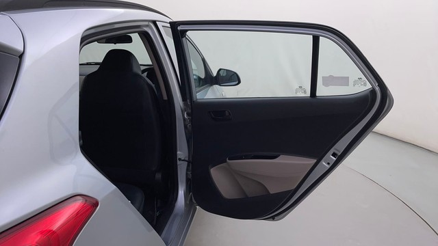 Second-hand 2020 Hyundai Grand i10 1.2 Kappa Magna BSIV for sale in Mysore-30