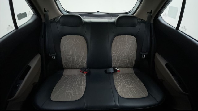 Second-hand 2020 Hyundai Grand i10 1.2 Kappa Magna BSIV for sale in Mysore-25