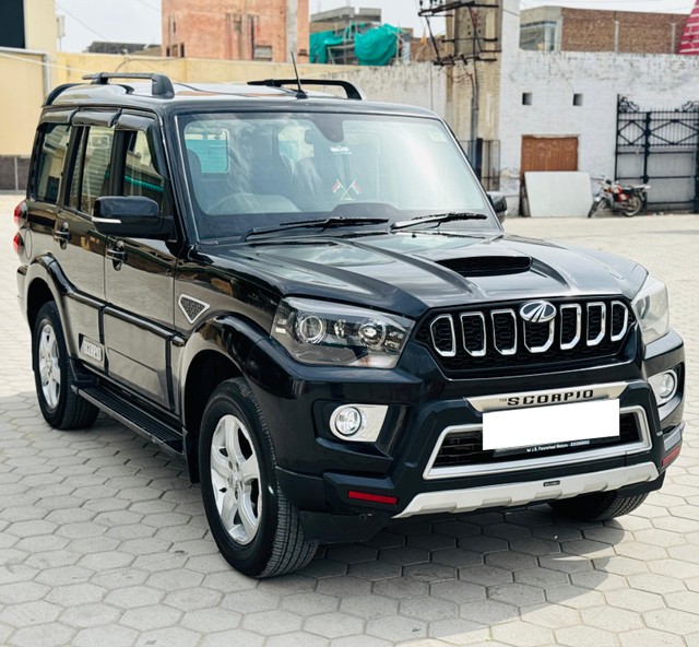 Second-hand 2022 Mahindra Scorpio S11 for sale in Sri Ganganagar