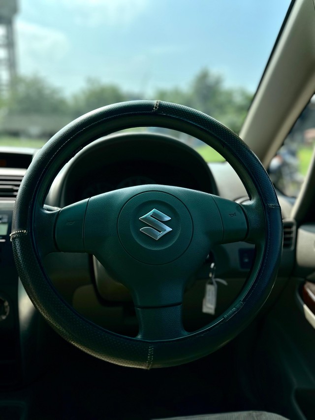 Second-hand 2010 Maruti SX4 VXI for sale in Chandigarh-4