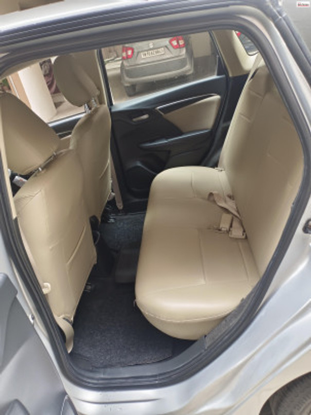 Second-hand 2016 Honda Jazz VX CVT for sale in Chennai-5