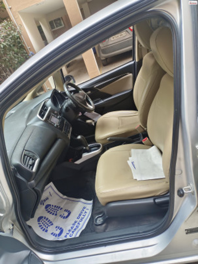 Second-hand 2016 Honda Jazz VX CVT for sale in Chennai-6