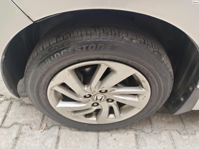 Second-hand 2016 Honda Jazz VX CVT for sale in Chennai-9