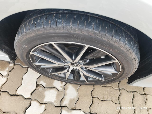 Toyota Camry 2.5 Hybrid Second-hand 2024 Toyota Camry 2.5 Hybrid for sale in Jaipur-8