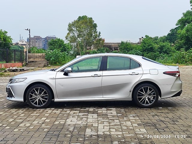 Toyota Camry 2.5 Hybrid Second-hand 2024 Toyota Camry 2.5 Hybrid for sale in Jaipur-7