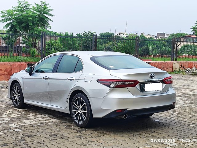 Toyota Camry 2.5 Hybrid Second-hand 2024 Toyota Camry 2.5 Hybrid for sale in Jaipur-4