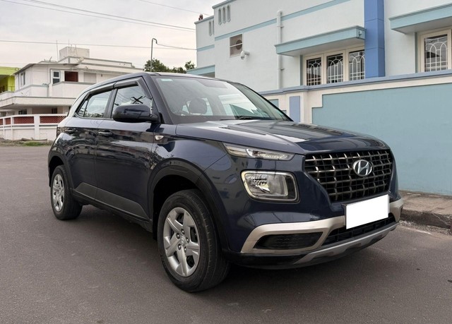 Second-hand 2020 Hyundai Venue E BSIV for sale in Coimbatore-7