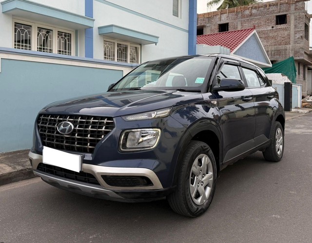 Second-hand 2020 Hyundai Venue E BSIV for sale in Coimbatore-5