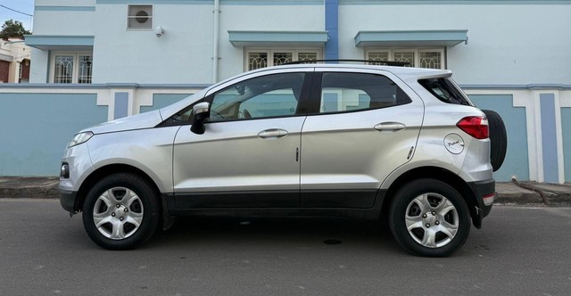 Second-hand 2014 Ford Ecosport 1.5 DV5 MT Titanium for sale in Coimbatore-3