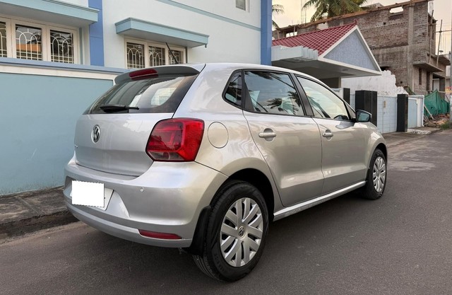 Volkswagen Polo 1.2 MPI Comfortline Second-hand 2015 Volkswagen Polo 1.2 MPI Comfortline for sale in Coimbatore-7