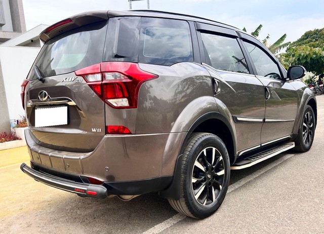 Second-hand 2019 Mahindra XUV500 W11 BSIV for sale in Coimbatore-7