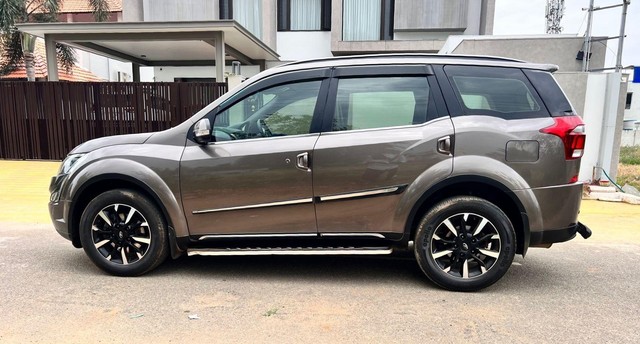 Second-hand 2019 Mahindra XUV500 W11 BSIV for sale in Coimbatore-3