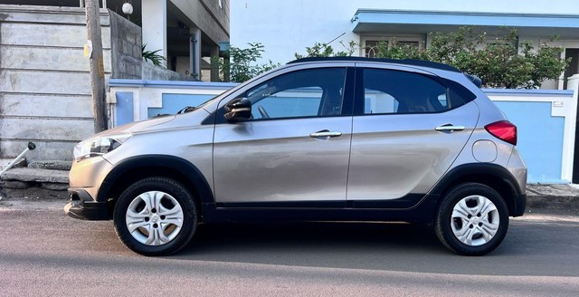 Second-hand 2018 Tata Tiago 1.2 Revotron XZ for sale in Coimbatore-5
