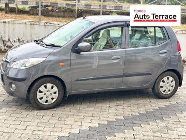 Second-hand 2010 Hyundai i10 Asta 1.2 for sale in Palakkad-3