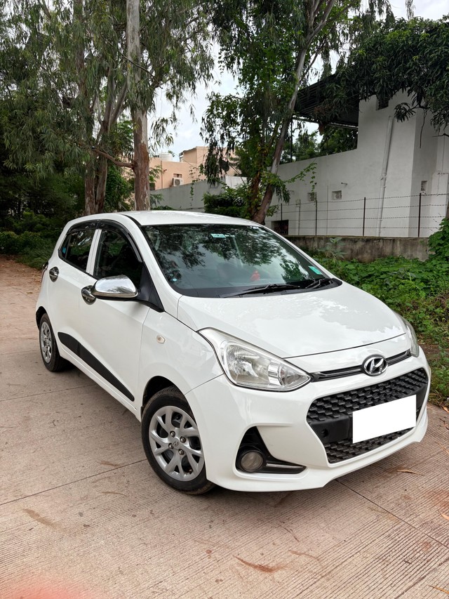 Hyundai Grand i10 CRDi Sportz Second-hand 2017 Hyundai Grand i10 CRDi Sportz for sale in Aurangabad-0