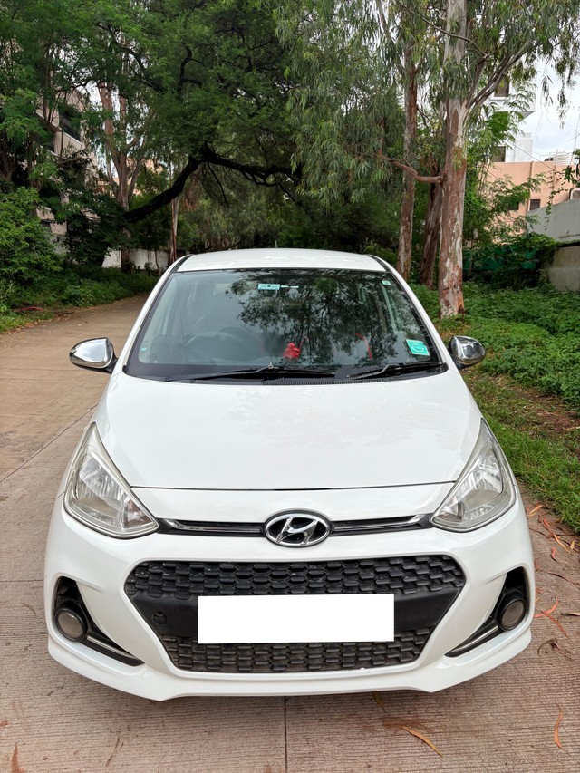 Hyundai Grand i10 CRDi Sportz Second-hand 2017 Hyundai Grand i10 CRDi Sportz for sale in Aurangabad-3