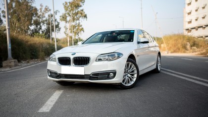 Second-hand 2016 BMW 5 Series 520d Luxury Line for sale in New Delhi