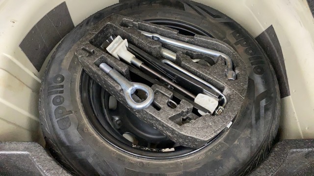 Second-hand 2015 Volkswagen Vento 1.5 TDI Highline for sale in Gulbarga-27