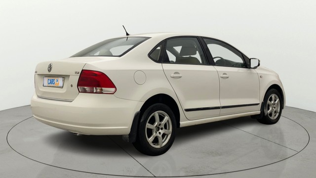 Second-hand 2015 Volkswagen Vento 1.5 TDI Highline for sale in Gulbarga-2