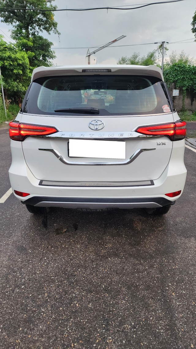 Second-hand 2021 Toyota Fortuner 4X2 Diesel BSVI for sale in Ludhiana-3
