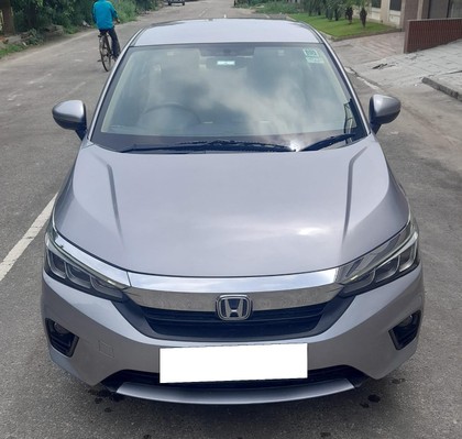 Second-hand 2022 Honda City V MT Diesel for sale in Ludhiana