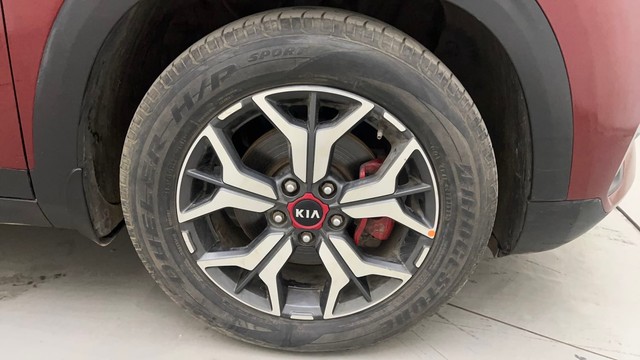 Second-hand 2019 Kia Seltos GTX Plus S Turbo DCT for sale in Hyderabad-17