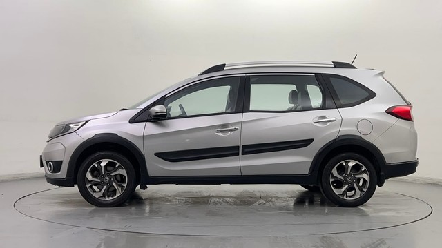 Second-hand 2016 Honda BR-V Style Edition Diesel V for sale in New Delhi-6