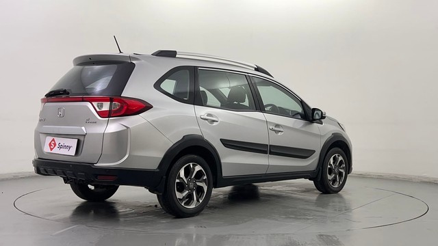 Second-hand 2016 Honda BR-V Style Edition Diesel V for sale in New Delhi-3