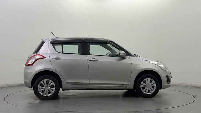 Second-hand 2017 Maruti Suzuki Swift VXI for sale in Coimbatore-2