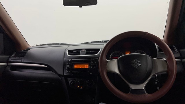 Second-hand 2017 Maruti Suzuki Swift VXI for sale in Coimbatore-11