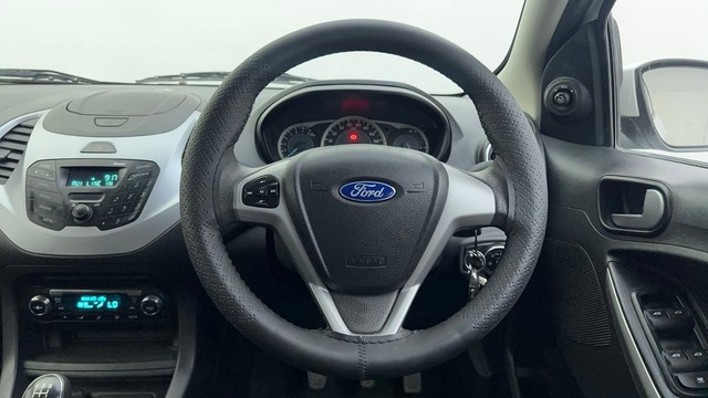Second-hand 2018 Ford Figo Titanium AT 2019-2020 for sale in Ahmedabad-36