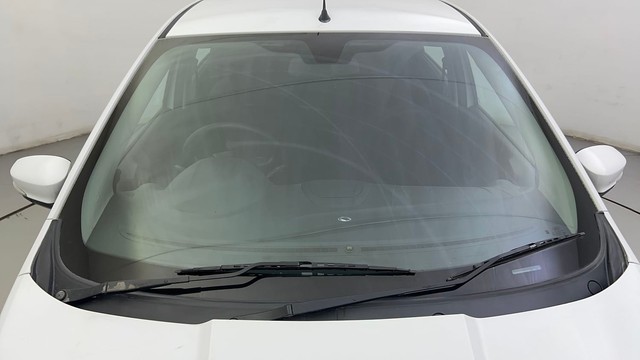 Second-hand 2018 Ford Figo Titanium AT 2019-2020 for sale in Ahmedabad-10