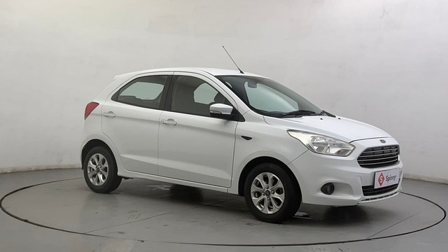 Second-hand 2018 Ford Figo Titanium AT 2019-2020 for sale in Ahmedabad-1