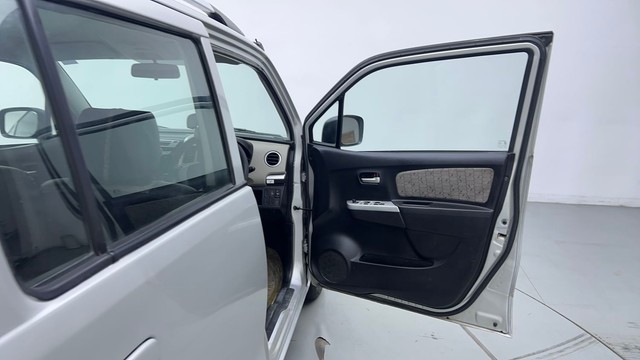 Second-hand 2014 Maruti Wagon R VXI for sale in Coimbatore-16