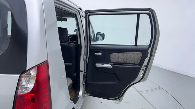 Second-hand 2014 Maruti Wagon R VXI for sale in Coimbatore-26