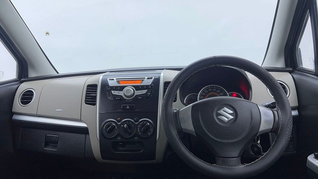 Second-hand 2014 Maruti Wagon R VXI for sale in Coimbatore-11